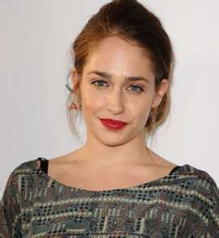 Jemima Kirke (TV Actress) - Age, Birthday, Bio, Facts, Family, Net Worth, Height & More