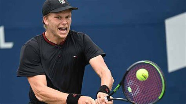 Jenson Brooksby (Tennis Player) - Age, Birthday, Bio, Facts, Family, Net Worth, Height & More