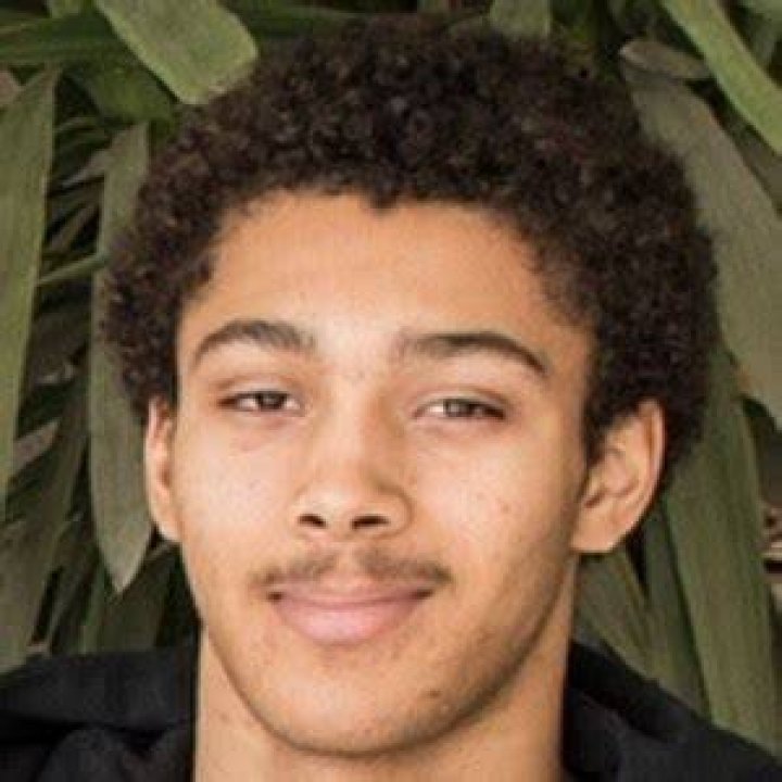Jericho Sims (Basketball Player) - Age, Birthday, Bio, Facts, Family, Net Worth, Height & More