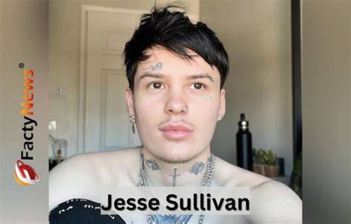 Jesse Sullivan (TikTok Star) - Age, Birthday, Bio, Facts, Family, Net Worth, Height & More