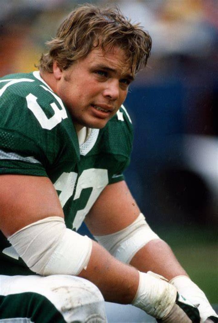 Joe Klecko (Football Player) - Age, Birthday, Bio, Facts, Family, Net Worth, Height & More