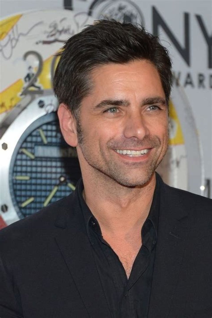 John Stamos (TV Actor) - Age, Birthday, Bio, Facts, Family, Net Worth, Height & More