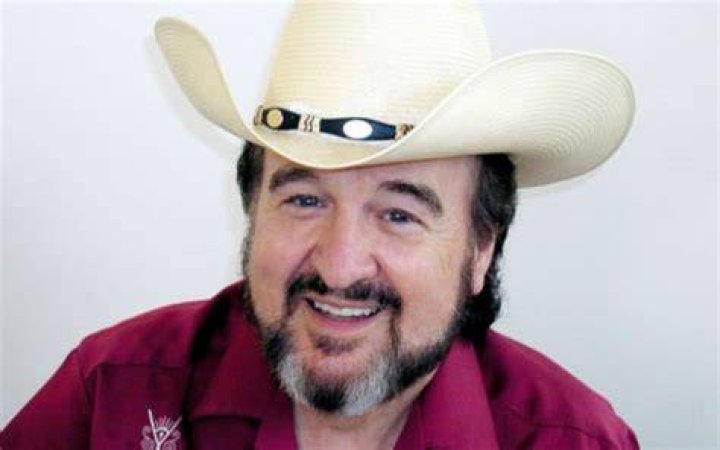 Johnny Bush (Country Singer) - Age, Birthday, Bio, Facts, Family, Net Worth, Height & More