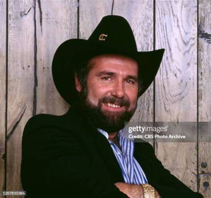 Johnny Lee (Country Singer) - Age, Birthday, Bio, Facts, Family, Net Worth, Height & More