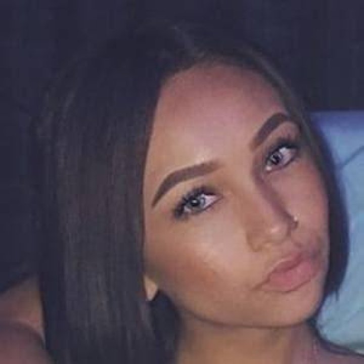 Josie Alesia (Instagram Star) - Age, Birthday, Bio, Facts, Family, Net Worth, Height & More