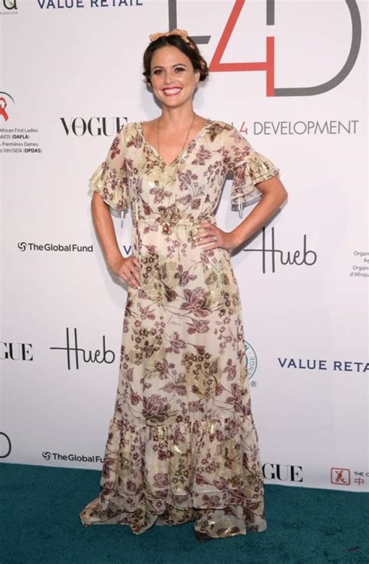 Josie Maran Age, Height, Net Worth 2022, Husband, Boyfriend, Kids, Weight, Family, Biography, Wiki and More