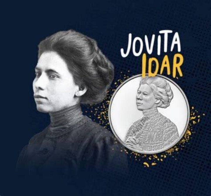 Jovita Id&aacute;r