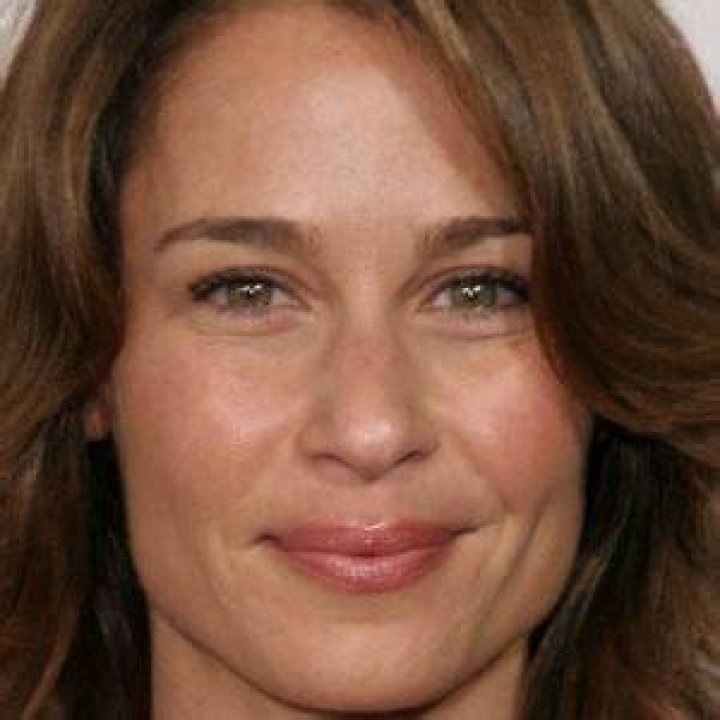 Julie Warner (Movie Actress) - Age, Birthday, Bio, Facts, Family, Net Worth, Height & More