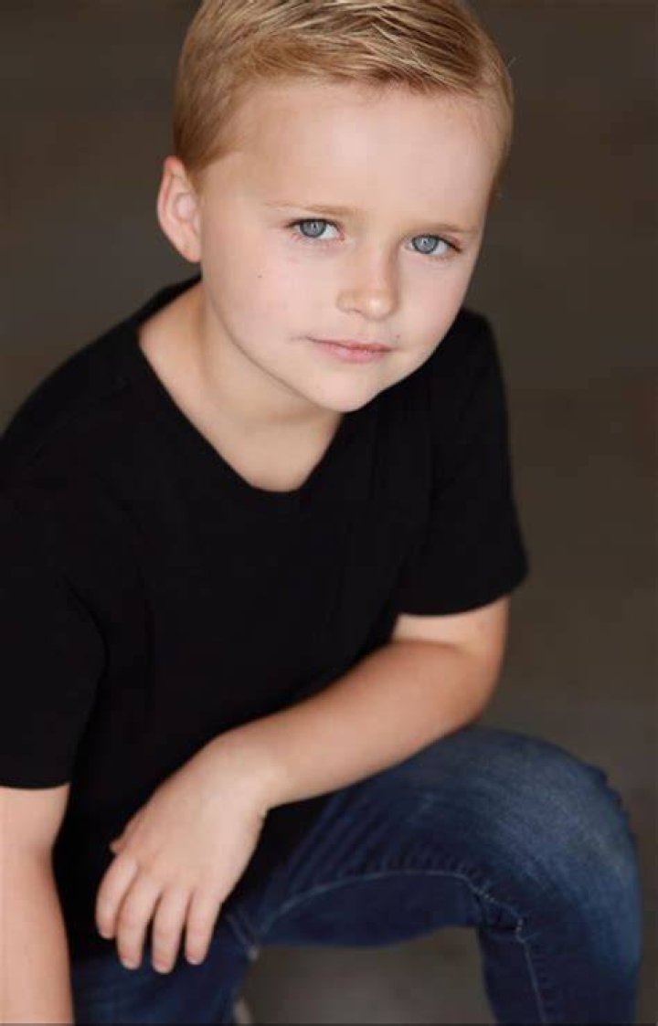Justin Caruso Allan (TV Actor) - Age, Birthday, Bio, Facts, Family, Net Worth, Height & More