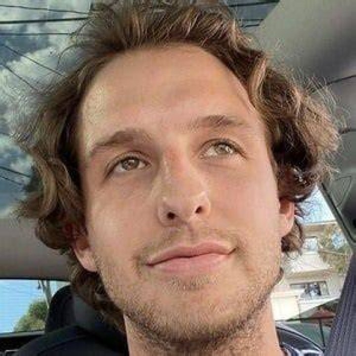 Kade Speiser (Instagram Star) - Age, Birthday, Bio, Facts, Family, Net Worth, Height & More
