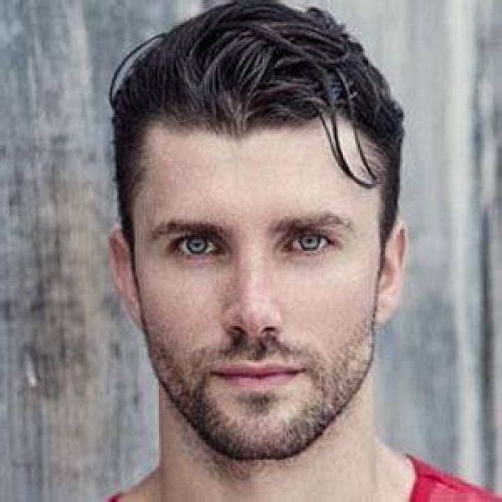 Kamil Nicalek (Model) - Age, Birthday, Bio, Facts, Family, Net Worth, Height & More