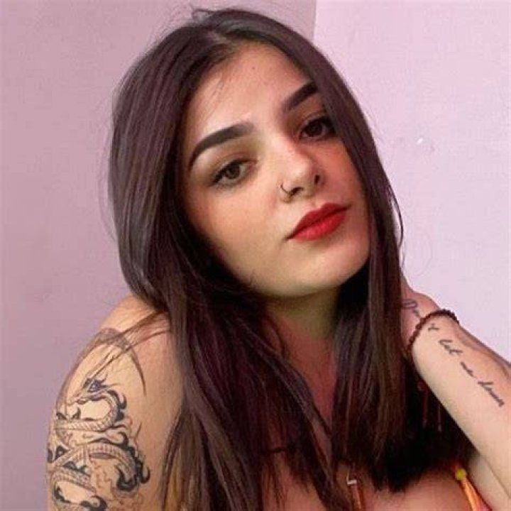 Karely Ruiz (Instagram Star) - Age, Birthday, Bio, Facts, Family, Net Worth, Height & More