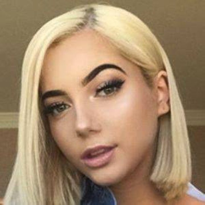Katherine Rose (YouTube Star) - Age, Birthday, Bio, Facts, Family, Net Worth, Height & More