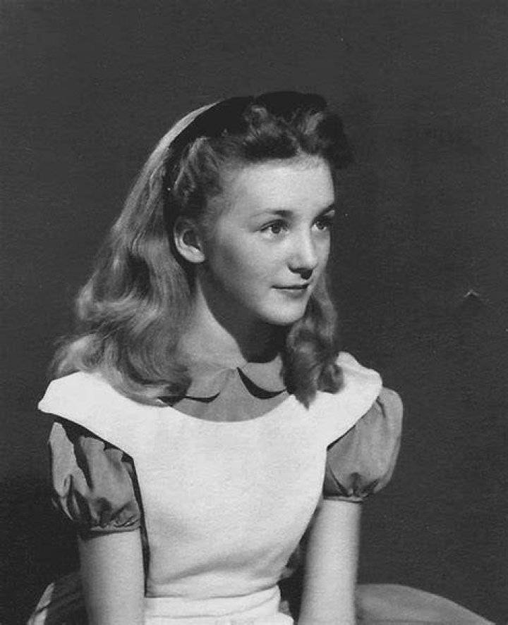Kathryn Beaumont (Voice Actress) - Age, Birthday, Bio, Facts, Family, Net Worth, Height & More