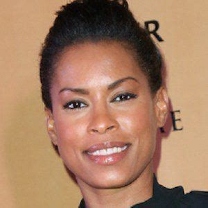Kearran Giovanni (TV Actress) - Age, Birthday, Bio, Facts, Family, Net Worth, Height & More