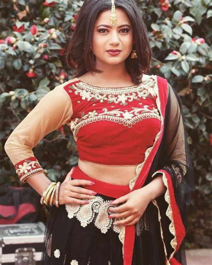 Keki Adhikari (Movie Actress) - Age, Birthday, Bio, Facts, Family, Net Worth, Height & More