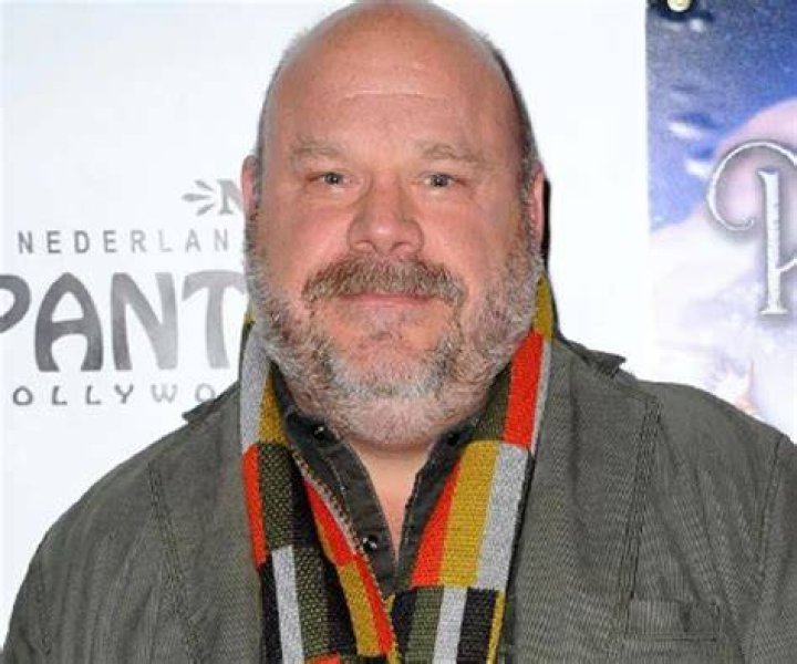 Kevin Chamberlin (TV Actor) - Age, Birthday, Bio, Facts, Family, Net Worth, Height & More