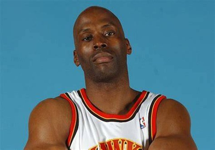 Kevin Willis (Basketball Player) - Age, Birthday, Bio, Facts, Family, Net Worth, Height & More