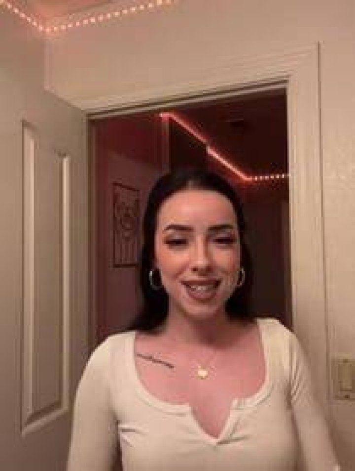 Kyah Barrett (TikTok Star) - Age, Birthday, Bio, Facts, Family, Net Worth, Height & More