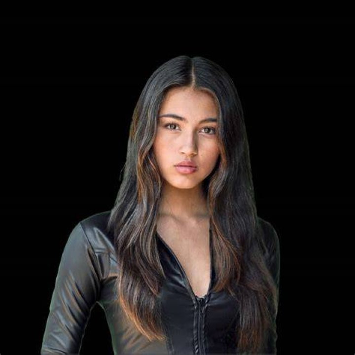Kylin Kalani (Instagram Star) - Age, Birthday, Bio, Facts, Family, Net Worth, Height & More