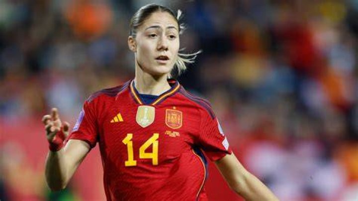 Laia Aleixandri (Soccer Player) - Age, Birthday, Bio, Facts, Family, Net Worth, Height & More