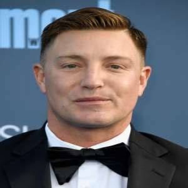 Lane Garrison (TV Actor) - Age, Birthday, Bio, Facts, Family, Net Worth, Height & More