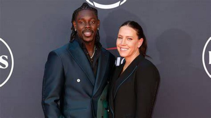 Lauren Holiday