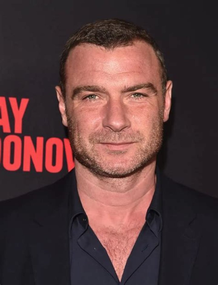 Liev Schreiber (Movie Actor) - Age, Birthday, Bio, Facts, Family, Net Worth, Height & More