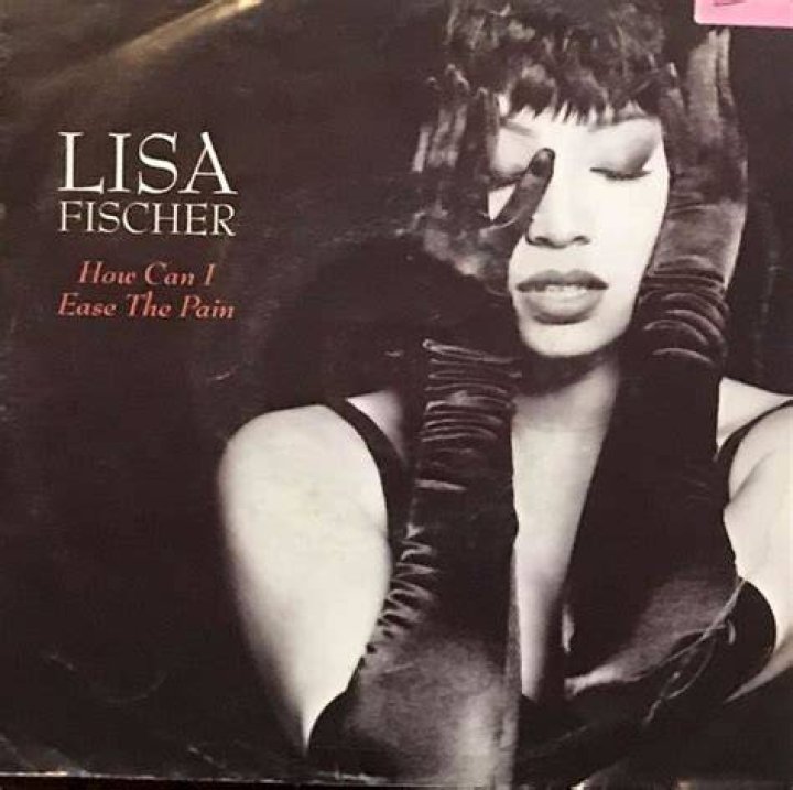 Lisa Fischer (R&B Singer) - Age, Birthday, Bio, Facts, Family, Net Worth, Height & More