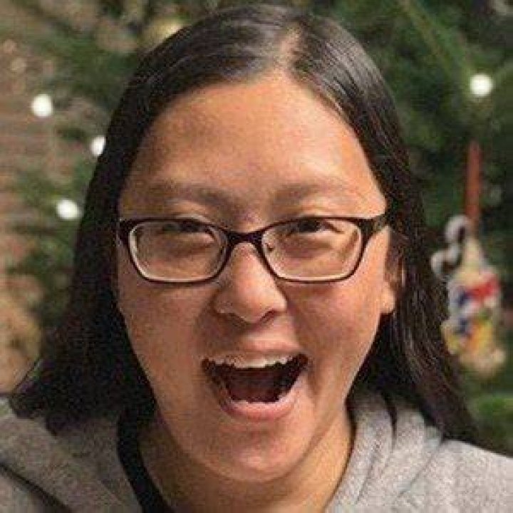 Lisa Hiser (YouTube Star) - Age, Birthday, Bio, Facts, Family, Net Worth, Height & More