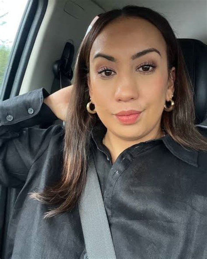 Lisa Perese-Cullen (TikTok Star) - Age, Birthday, Bio, Facts, Family, Net Worth, Height & More