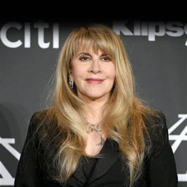Lisa Velez (Rock Singer) - Age, Birthday, Bio, Facts, Family, Net Worth, Height & More