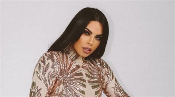 Lizbeth Rodríguez (YouTube Star) - Age, Birthday, Bio, Facts, Family, Net Worth, Height & More
