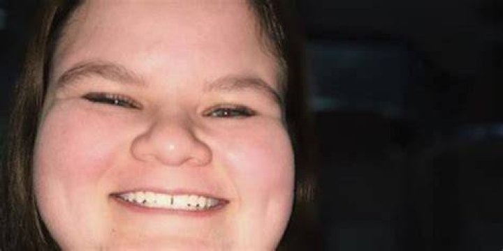 Lizzy Howell (Dancer) - Age, Birthday, Bio, Facts, Family, Net Worth, Height & More