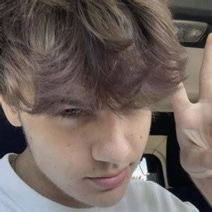 Lloyd Blaylock (TikTok Star) - Age, Birthday, Bio, Facts, Family, Net Worth, Height & More
