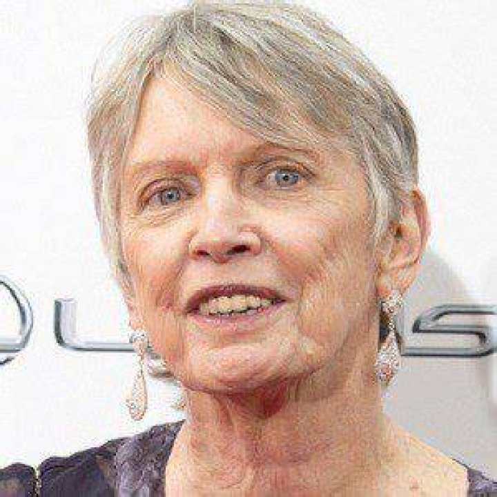 Lois Lowry (Children's Author) - Age, Birthday, Bio, Facts, Family, Net Worth, Height & More