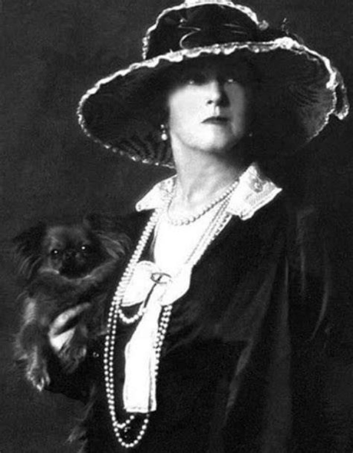 Lucy Lady Duff-gordon (Titanic Survivor) - Age, Birthday, Bio, Facts, Family, Net Worth, Height & More