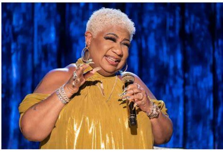 Luenell (Comedian) - Age, Birthday, Bio, Facts, Family, Net Worth, Height & More