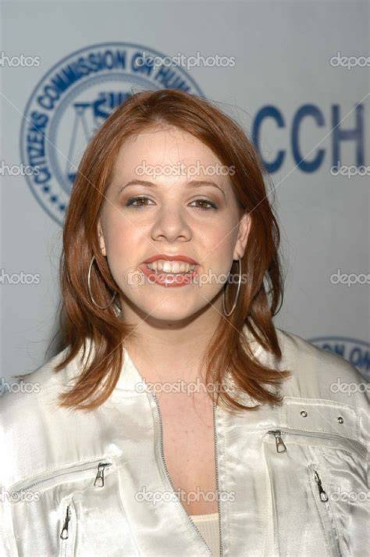 Lynsey Bartilson