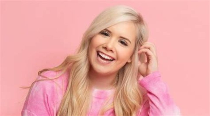Mackenzie Turner (TikTok Star) - Age, Birthday, Bio, Facts, Family, Net Worth, Height & More