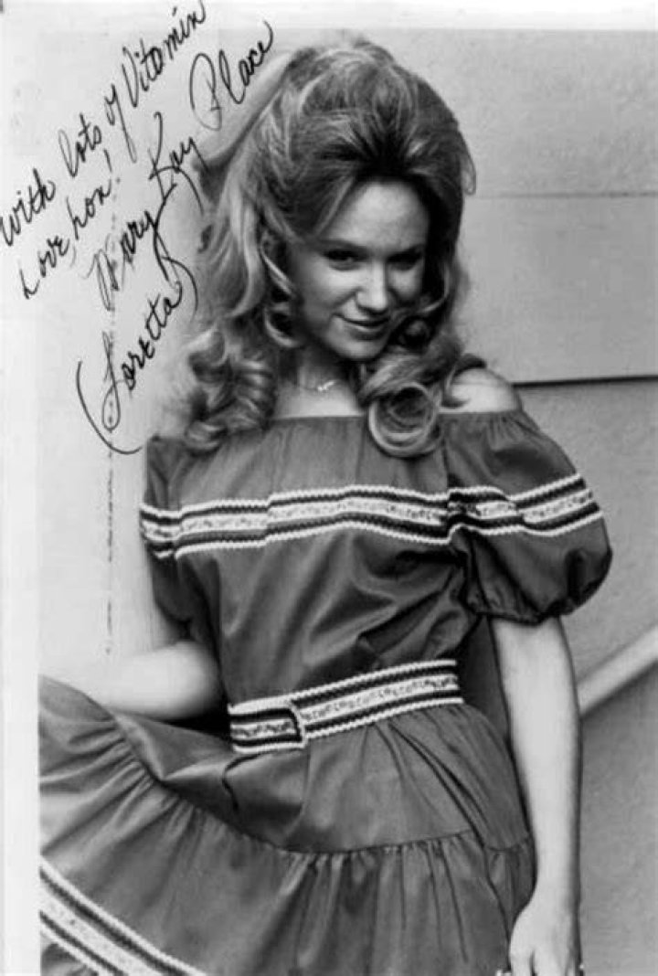 Mary Kay Place
