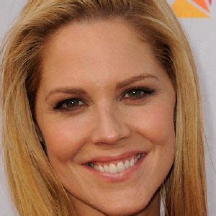 Mary McCormack (TV Actress) - Age, Birthday, Bio, Facts, Family, Net Worth, Height & More
