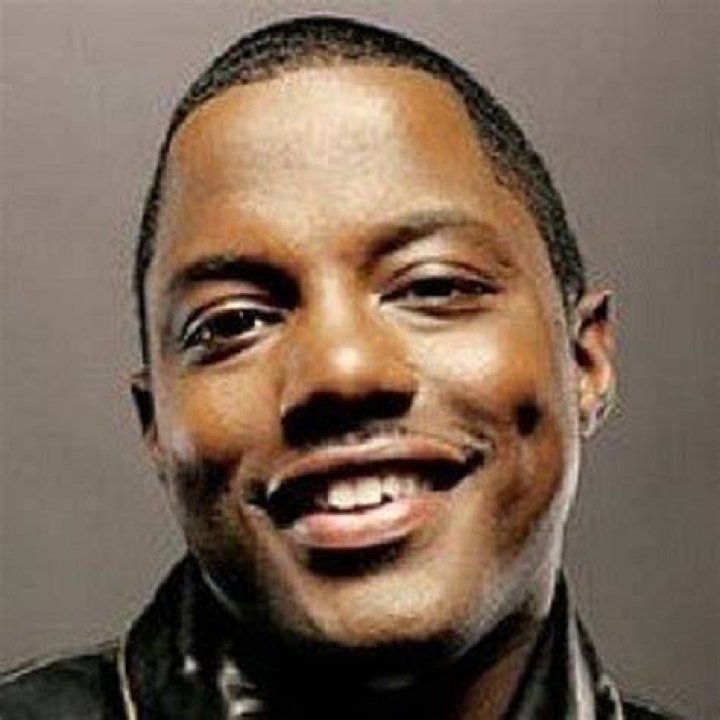 Mase (Rapper) - Age, Birthday, Bio, Facts, Family, Net Worth, Height & More