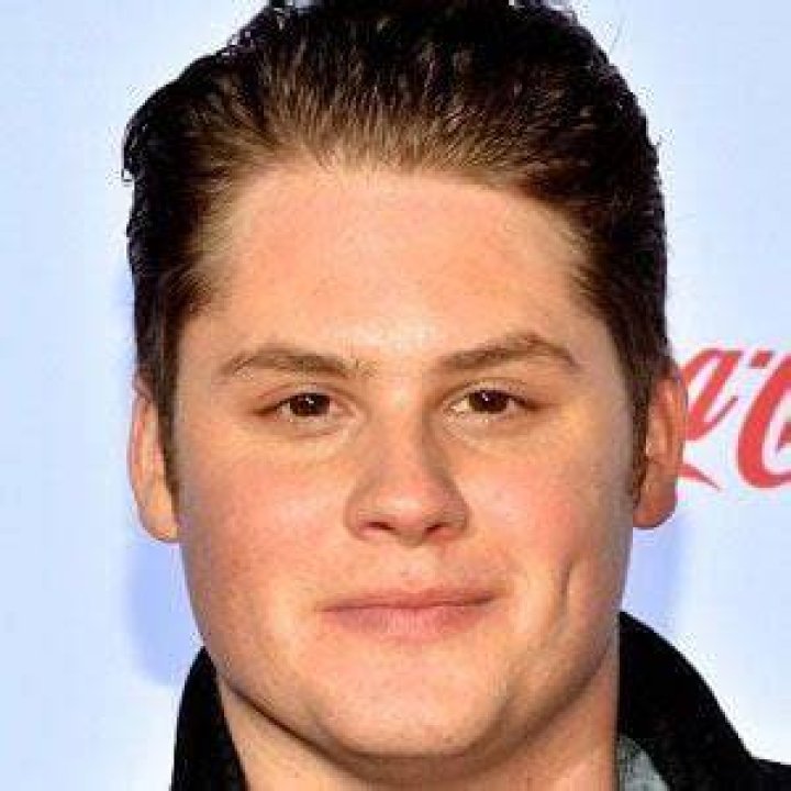 Matt Shively (TV Actor) - Age, Birthday, Bio, Facts, Family, Net Worth, Height & More