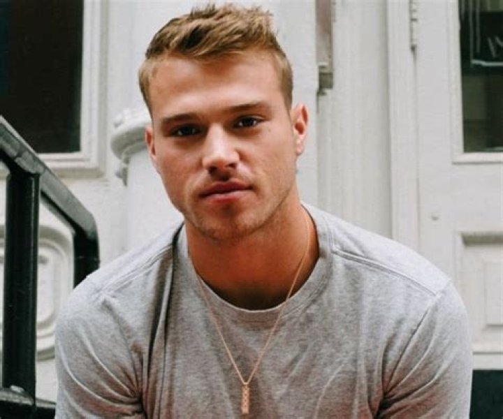 Matthew Noszka (Model) - Age, Birthday, Bio, Facts, Family, Net Worth, Height & More