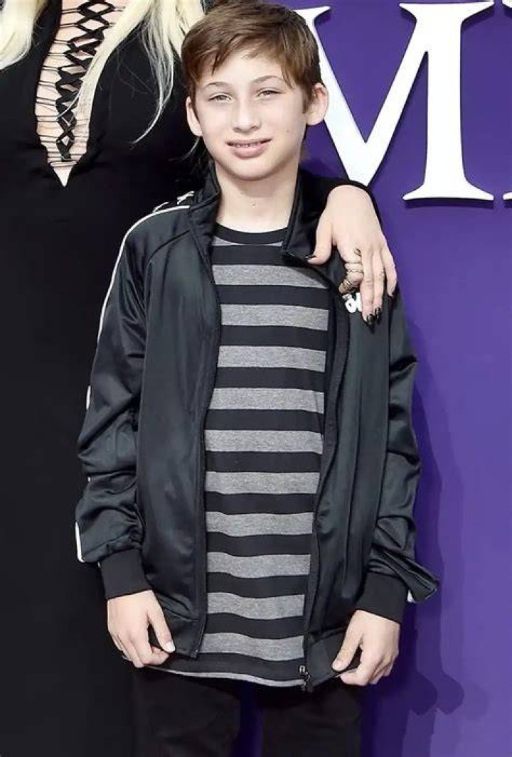 Max Liron Bratman (Family Member) - Age, Birthday, Bio, Facts, Family, Net Worth, Height & More