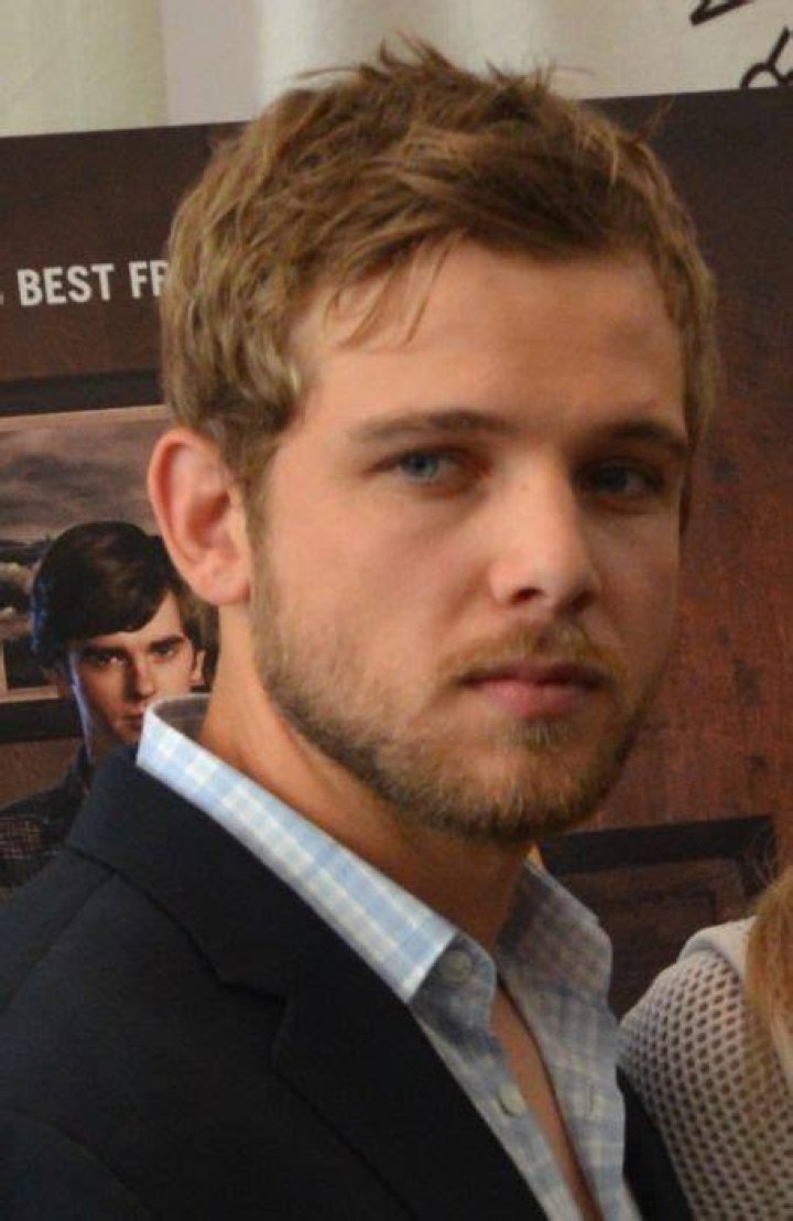Max Thieriot (TV Actor) - Age, Birthday, Bio, Facts, Family, Net Worth, Height & More
