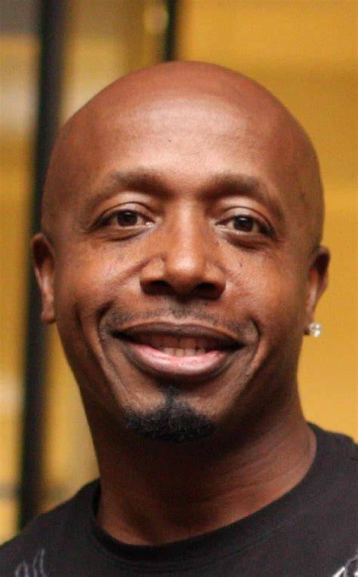 MC Hammer (Rapper) - Age, Birthday, Bio, Facts, Family, Net Worth, Height & More