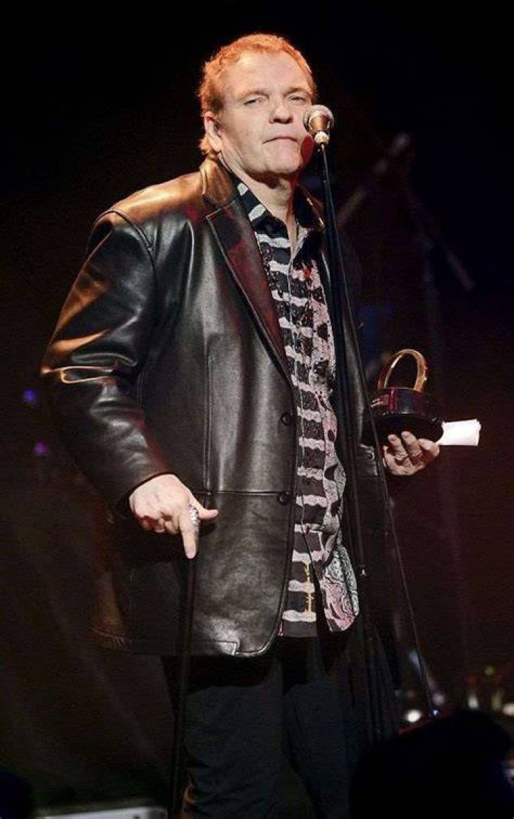 Meat Loaf (Rock Singer) - Age, Birthday, Bio, Facts, Family, Net Worth, Height & More