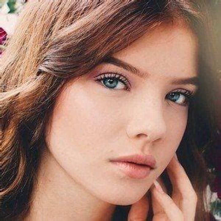 Melina Celine (Instagram Star) - Age, Birthday, Bio, Facts, Family, Net Worth, Height & More